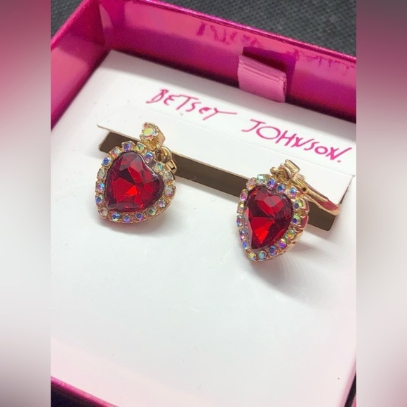 Betsey Johnson heart shaped rhinestones & ruby gemstone‎ dangling earrings new - Picture 13 of 13